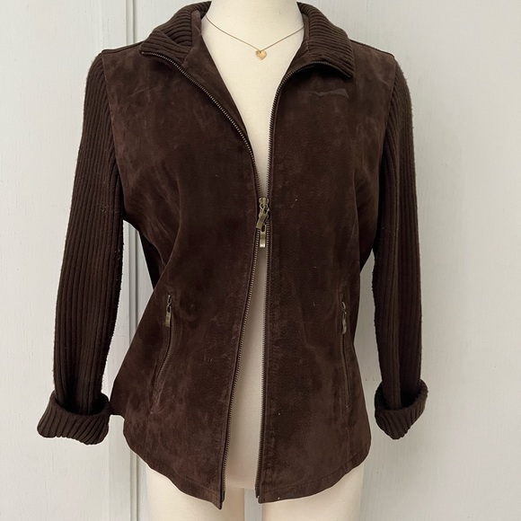 SOLD - Picture 1 of 4